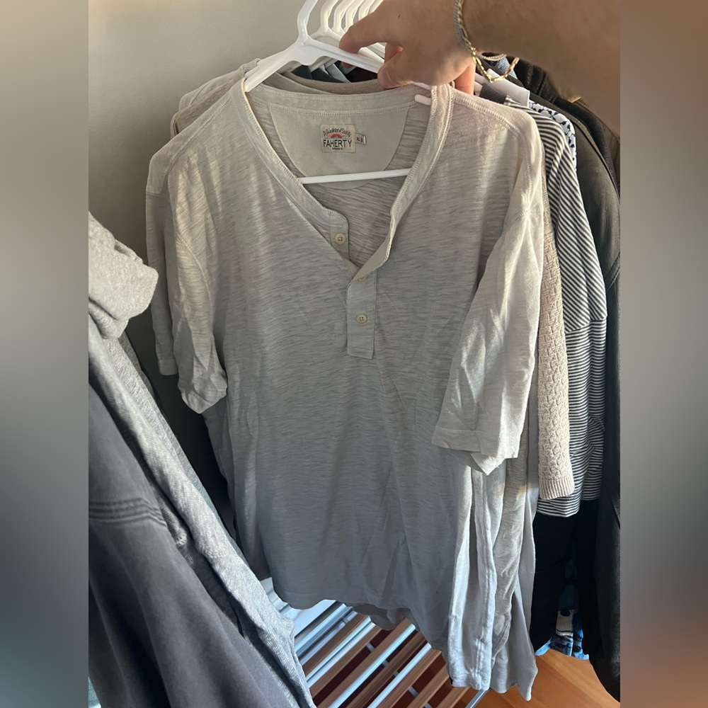 Faherty Shortsleeve Henley